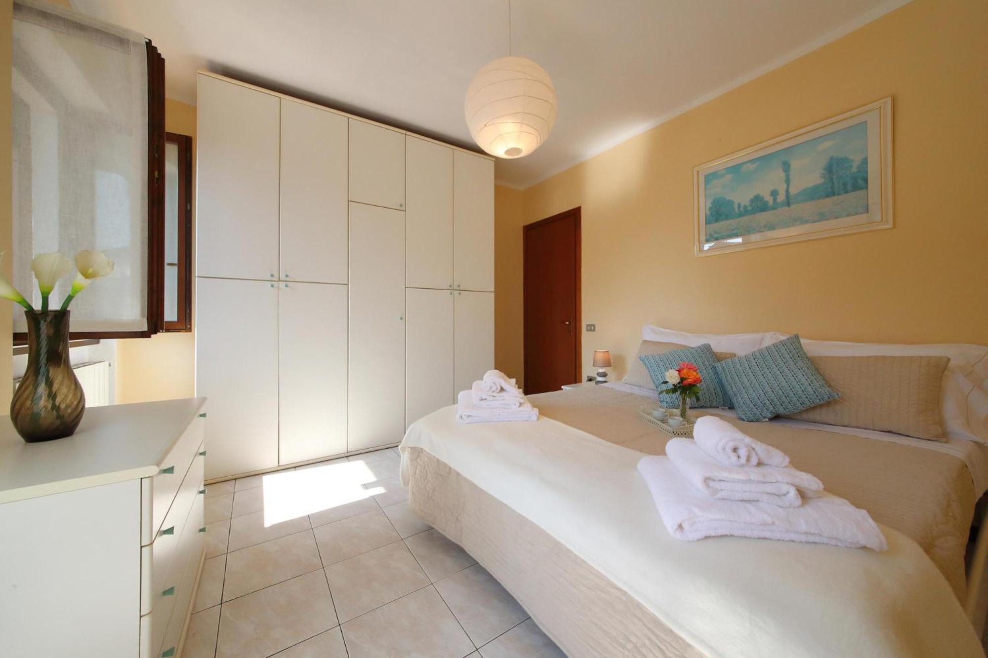 Petalo Bianco 100M From Lake - Happy Rentals بافينو المظهر الخارجي الصورة
